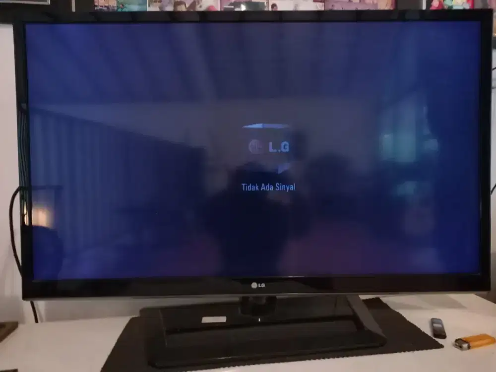 Televisi LG 42 Je is LED Kondisi Bekas Baik