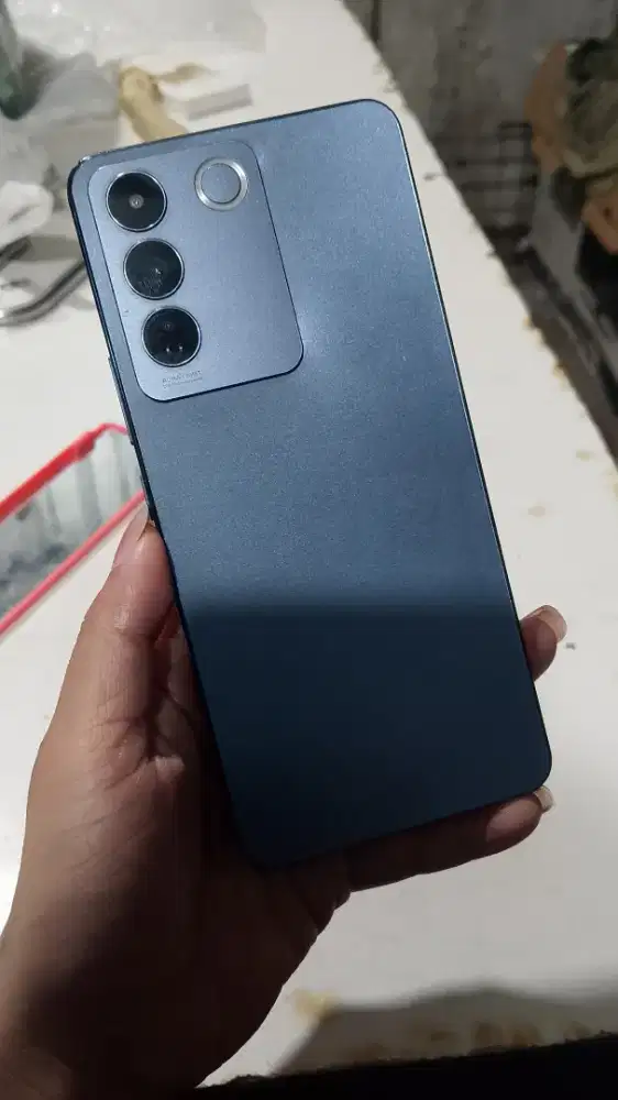Vivo v27e ram 12+8/256