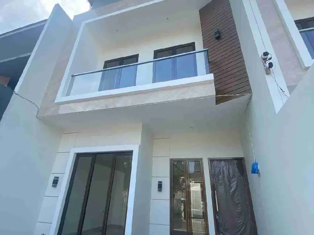 JUAL RUMAH BARU GRESS SELANGKAH DARI MERR