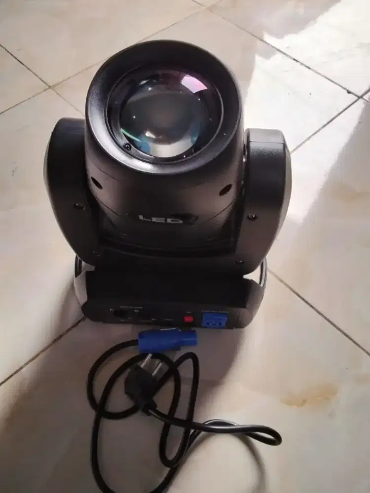 Lampu tembak buat di panggung