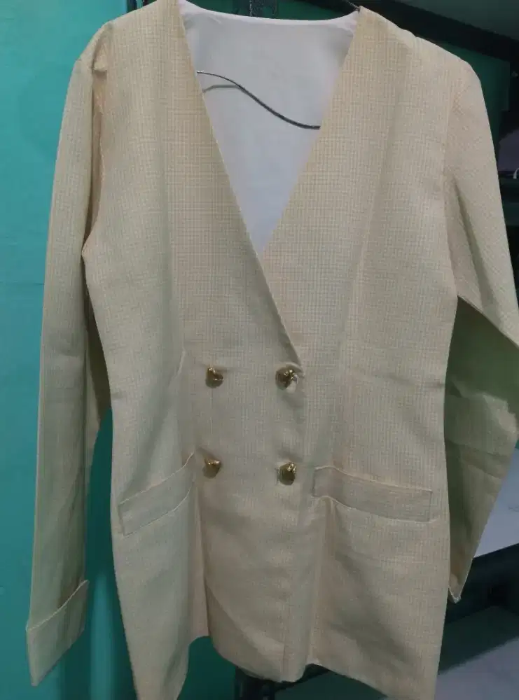 Atasan Blazer kuning kancing hidup, nomin