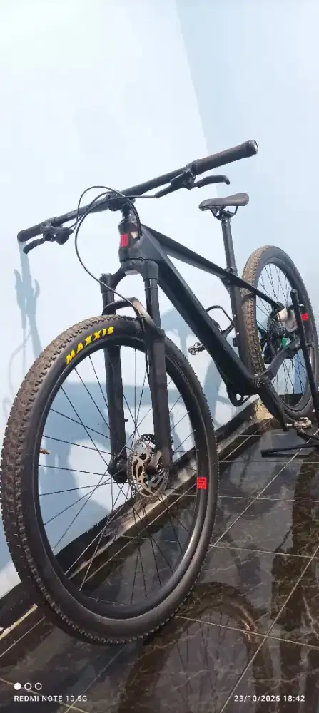 sepeda mtb carbon dominate cxc comp 29 inch size m