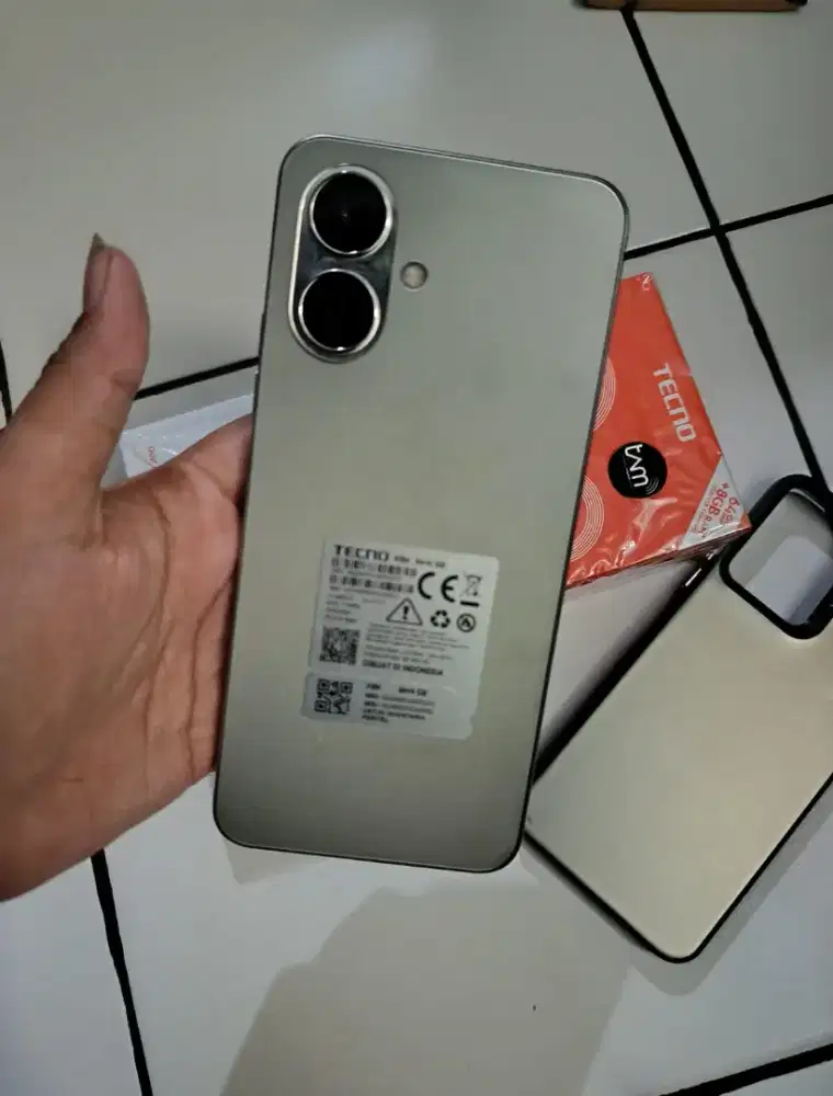 Tecno Spark Go 2 4+4/64 Gress Like New