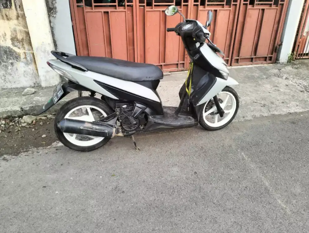 Honda Vario 2008 lengkap BPKB STNK