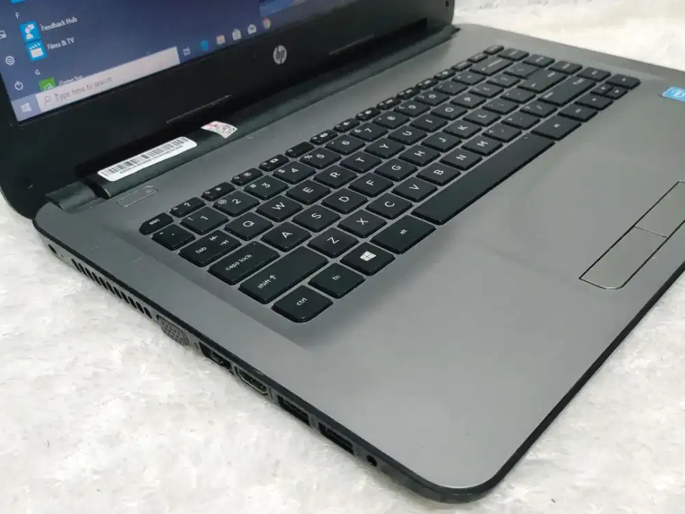 Hp 14 - am008TU