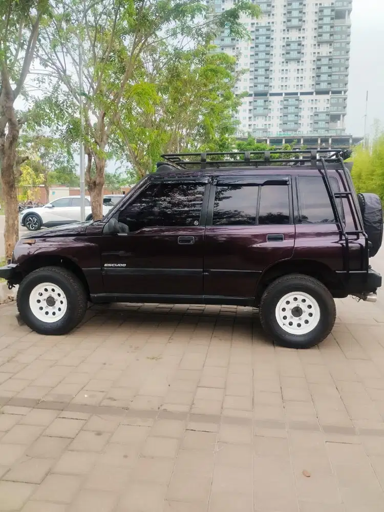 Suzuki Escudo 1996 Bensin