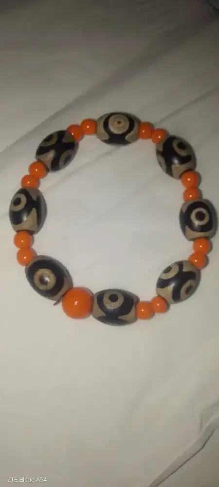 Gelang batu keren