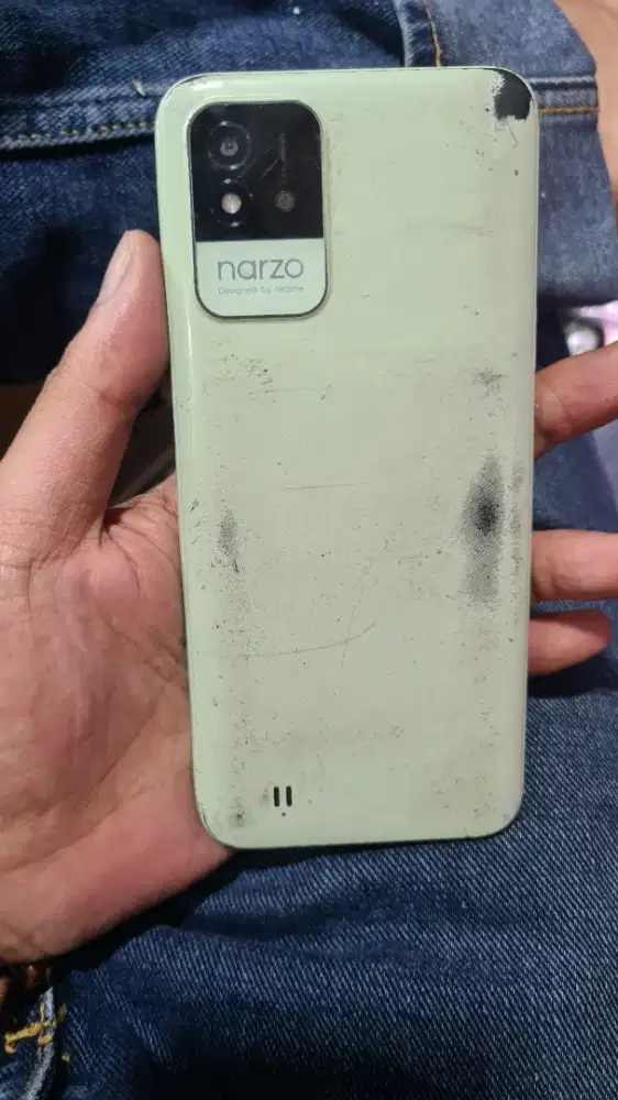 Realme narzo 50i minus