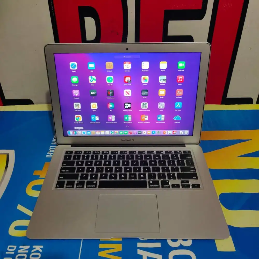 Macbook Air MBA 2017 Intel Core i5 Ram 8GB SSD 256GB Silver Mulus