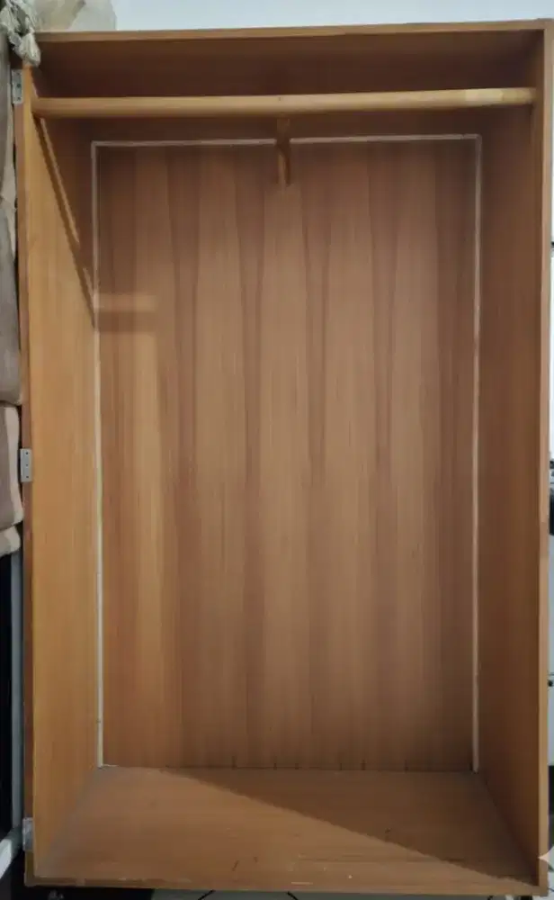 Wardrobe / lemari pakaian gantung