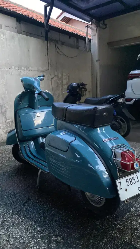 Vespa super 150