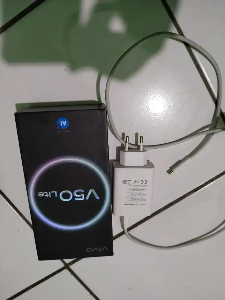 Vivo V50 Lite 8/128