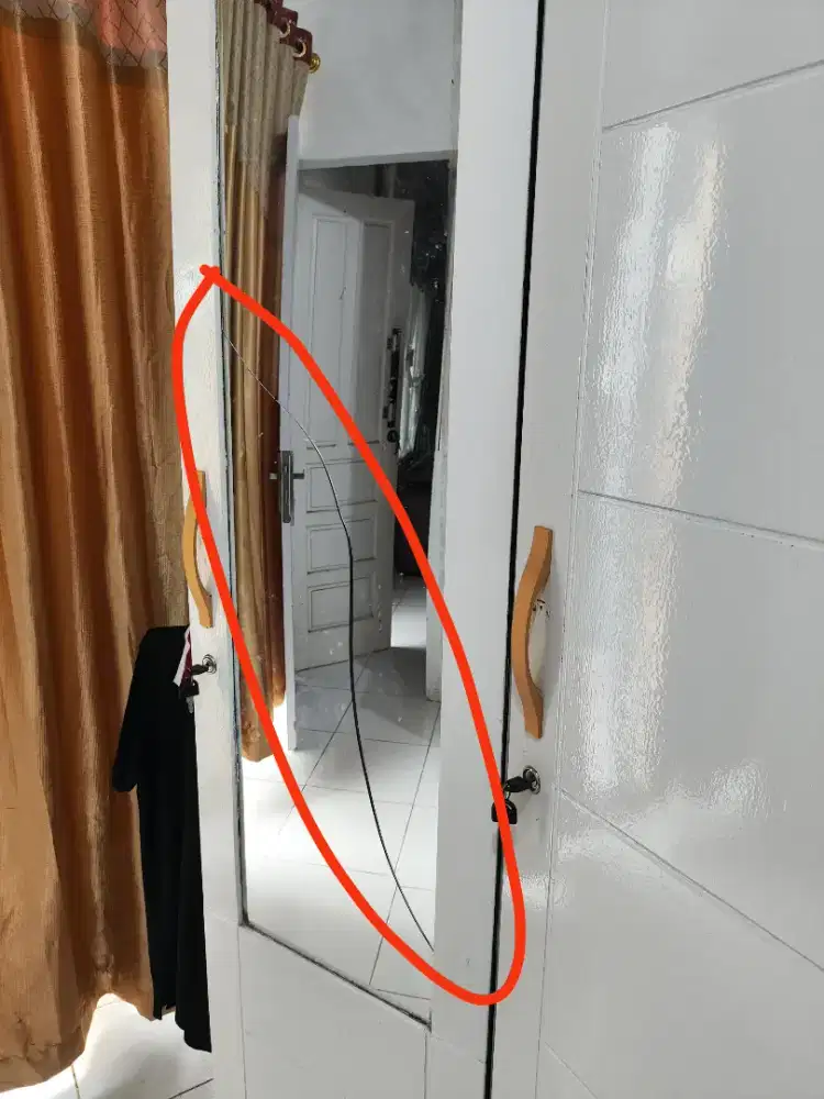 Lemari 3 pintu kayu + triplek