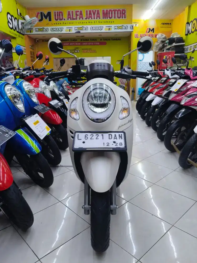 New Scoopy prestige Th 2023 keylles