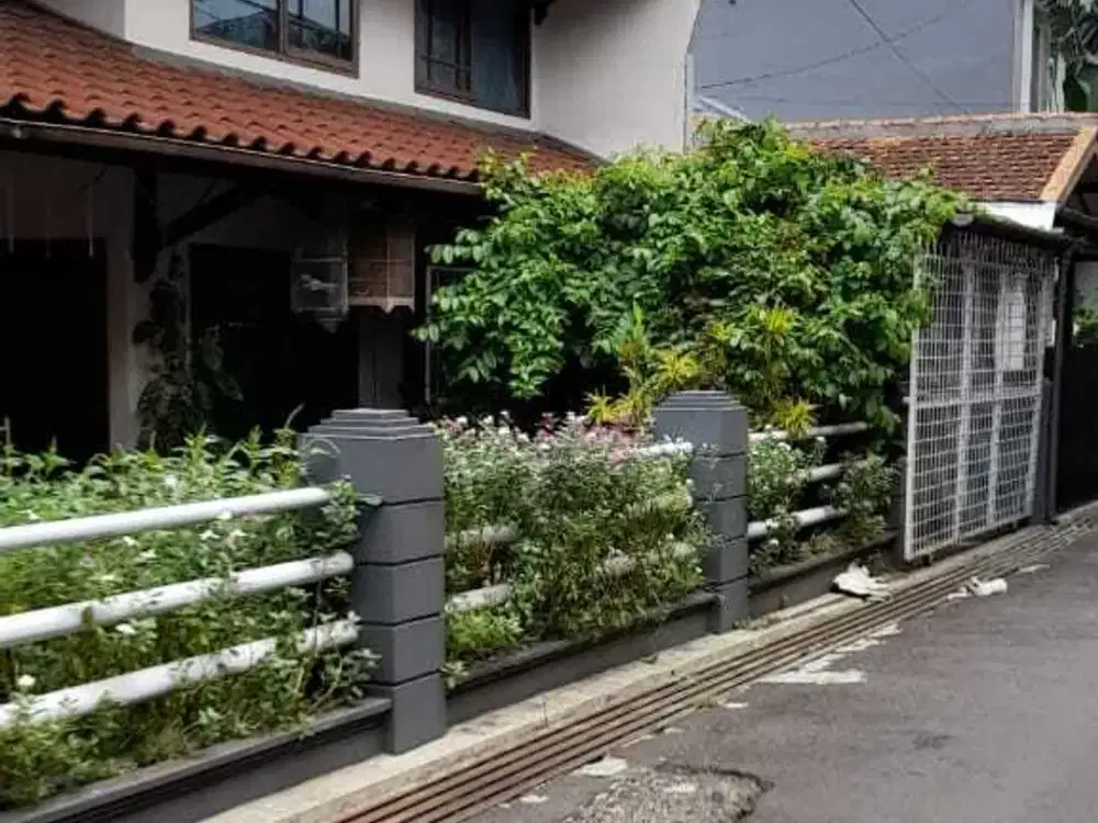 Jual Aset Lelang Bank Rumah Di Komplek Bentang Asri Turangga