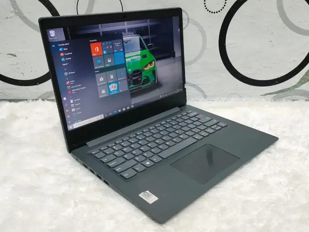 Lenovo V14-ADA- Amd 3020e (2CPU) ~1.2 Ghz
- Ram 4 GB
- SSD 256 GB