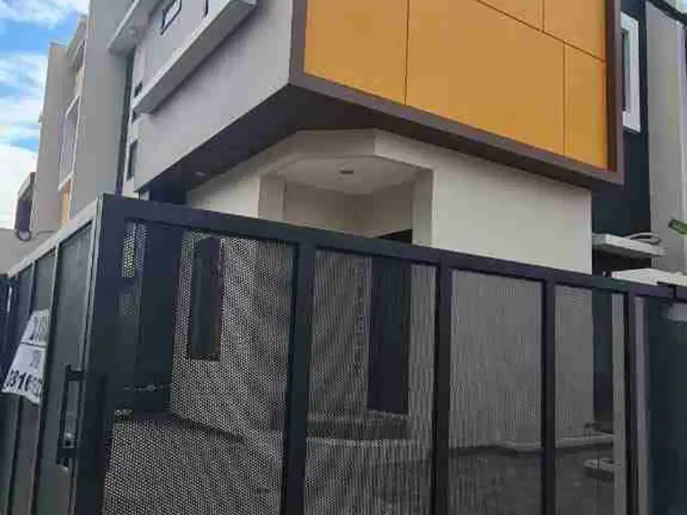 Dijual Rumah Baru Bangun 3 Lantai di Citra Garden 1 Kalideres HOEK