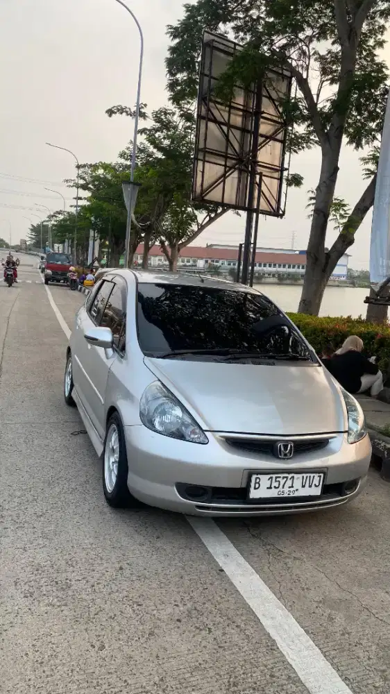Honda jazz idsi 1.5 automatic 2006