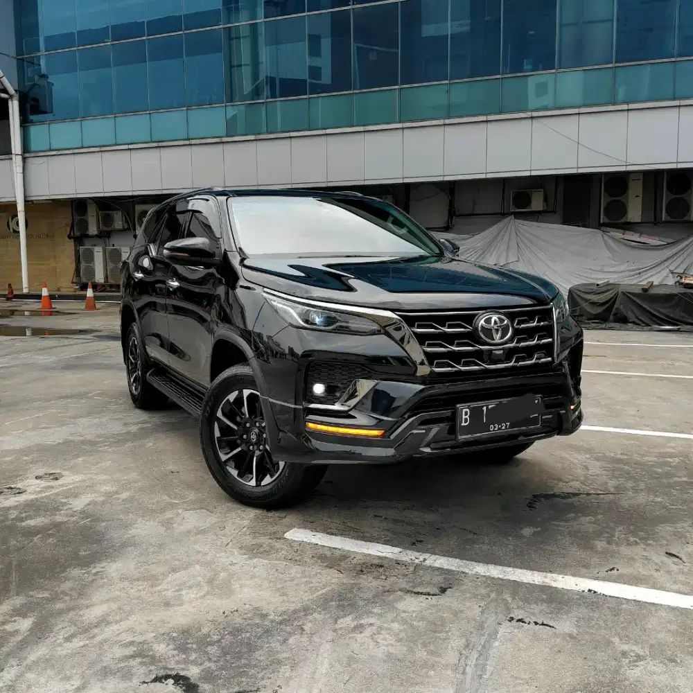 FORTUNER 2.4 GR SPORT AT NIK 2022 [ DIESEL ]