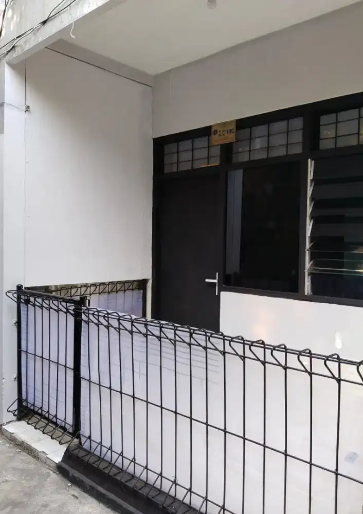 Di Kontrakan Rumah