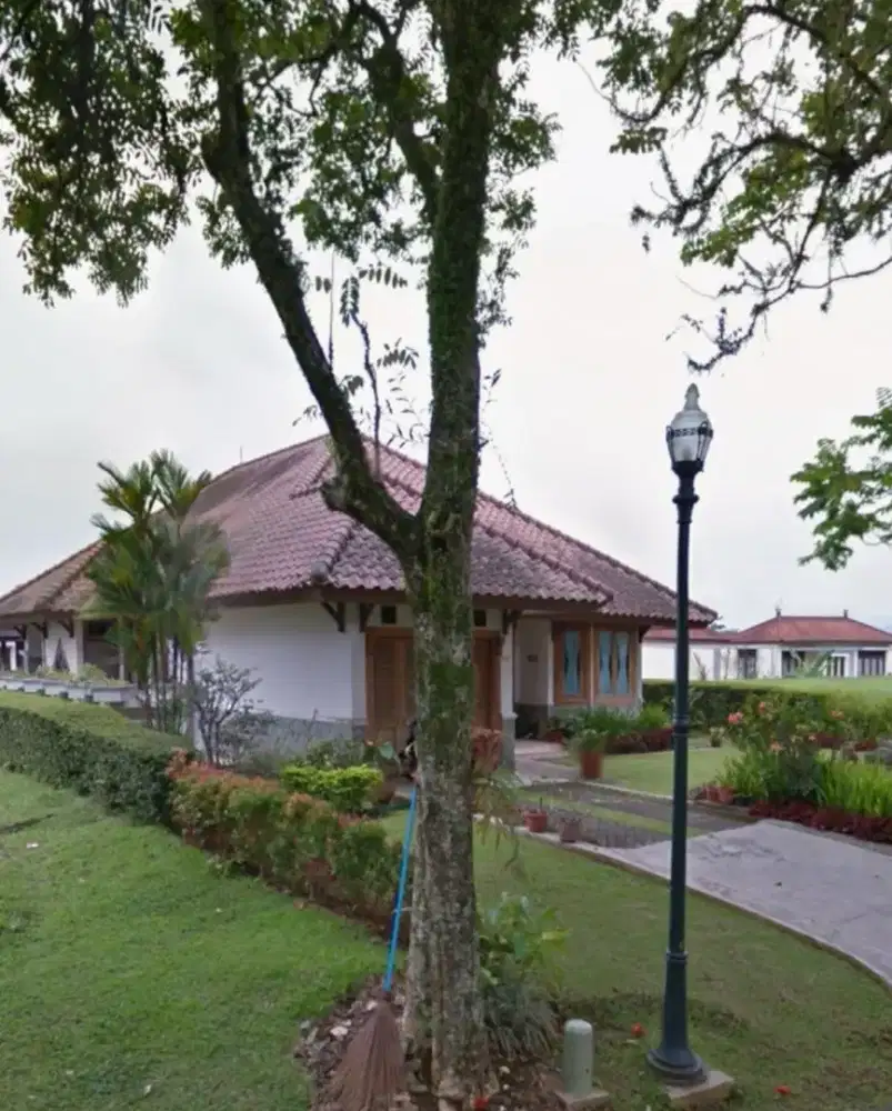 Rumah luas Rancamaya Golf estate lt538