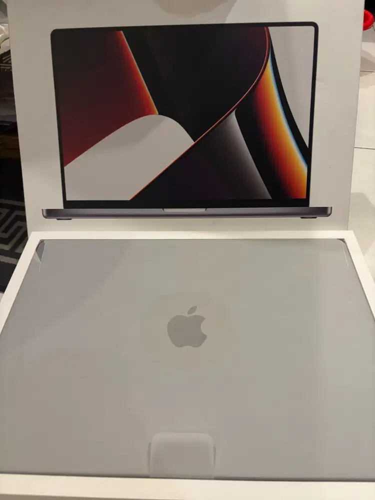Macbook M1 pro 16 inch 2021 16/1TB - Nego