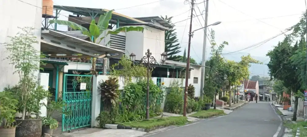 DIJUAL RUMAH KOS STRATEGIS DI KOTA SALATIGA