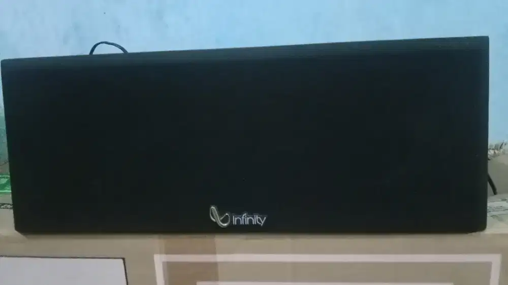Speaker center infinity