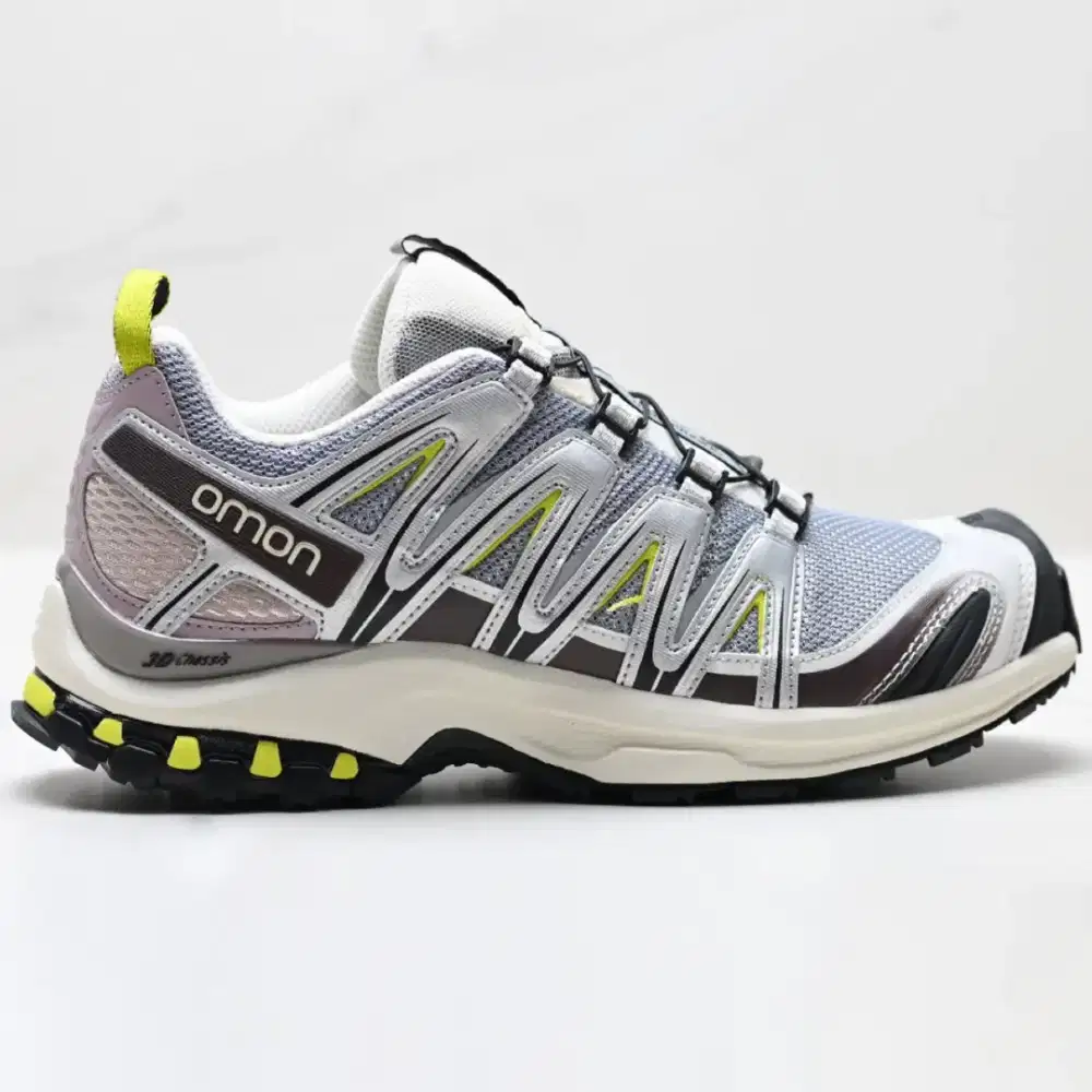 Sepatu outdoor Salomon Xt quest

Salomon