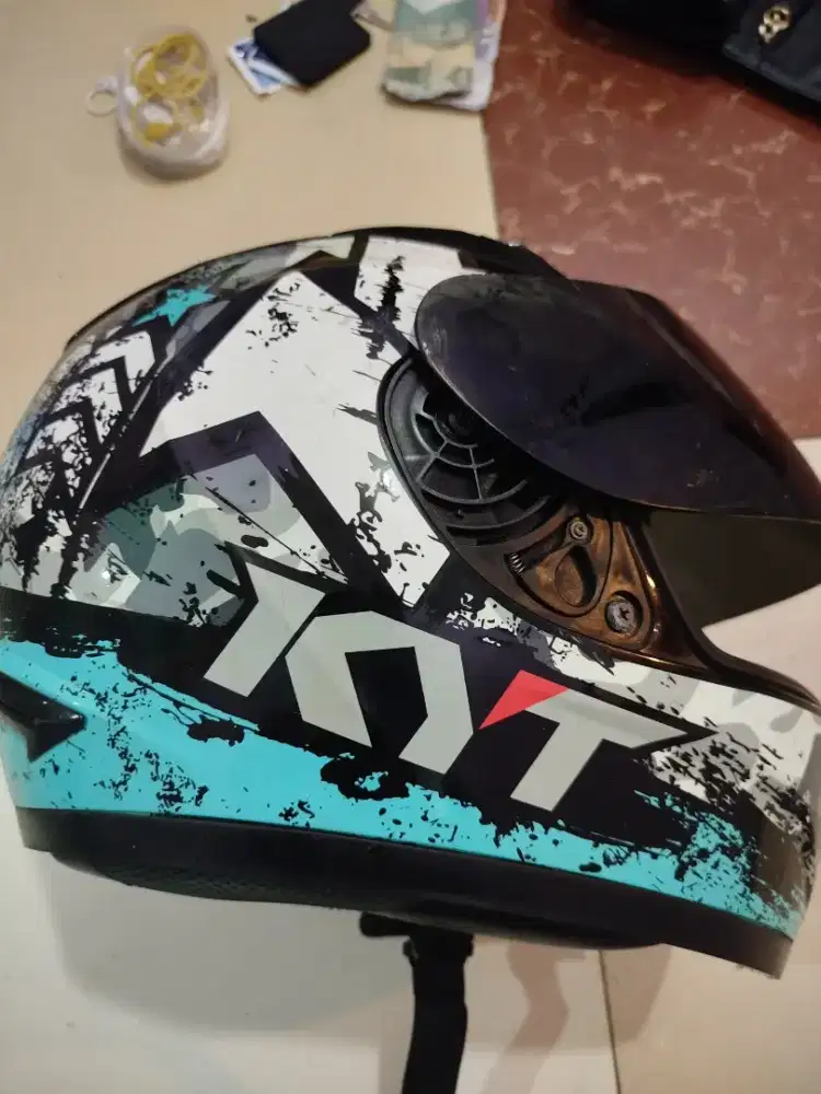 Jual Helm KYT. R-10