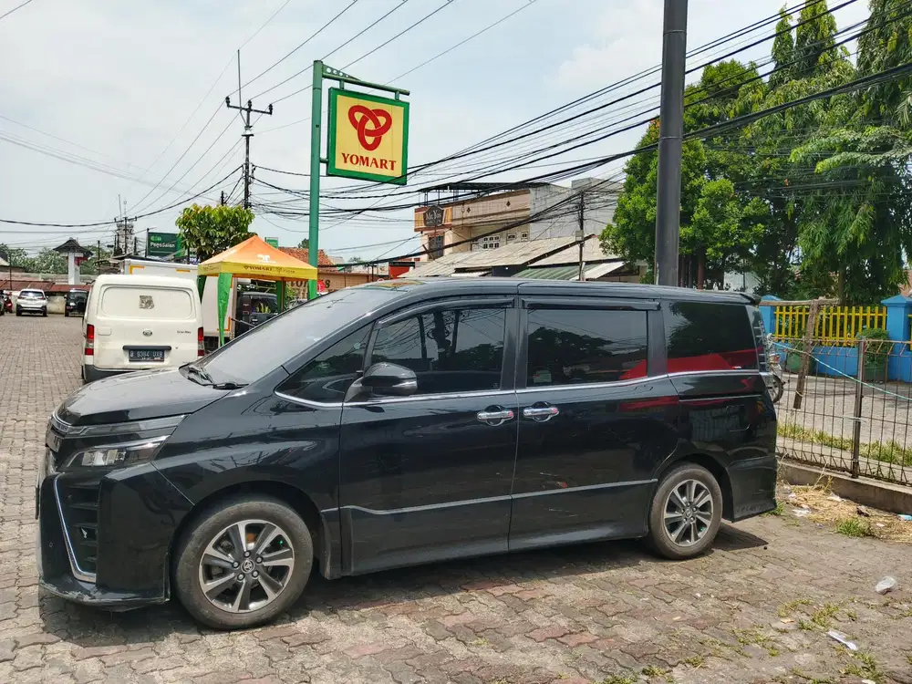Toyota Voxy 2019 Bensin