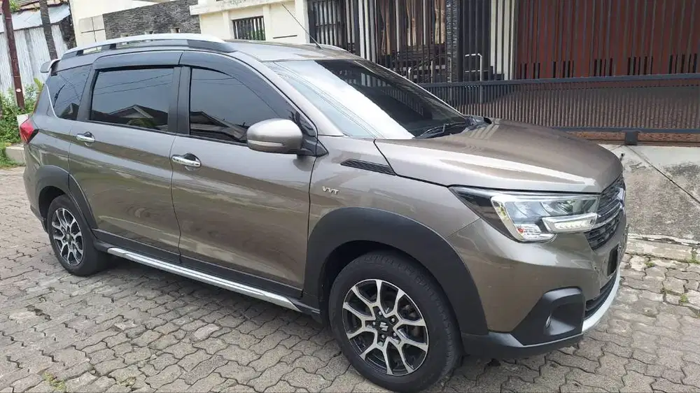 Suzuki XL 7 matic Type Beta pol H asli pajak panjang