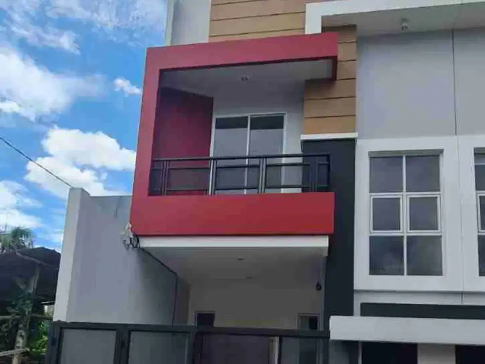 Dijual Rumah 2 Lantai di perumahan citra Garden 1