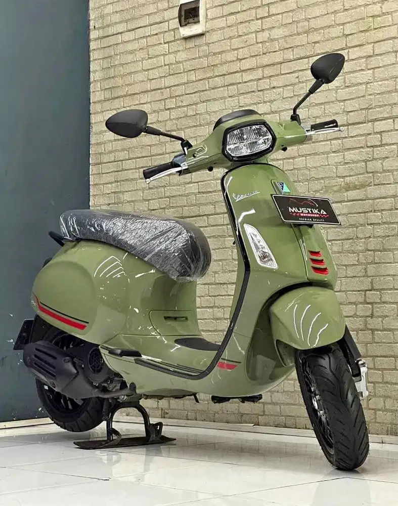Vespa Sprint S 150 Iget ABS - KM 6rb Bekas rasa baru - Zaky Mustika