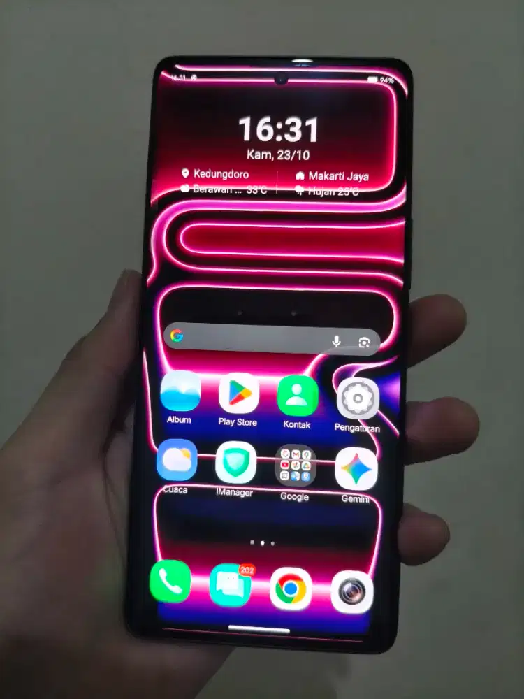 Vivo V40 (second like new)
