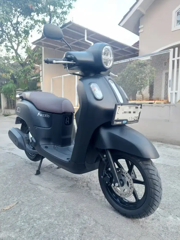Yamaha Fazzio Lux Hybrid Connected Neo