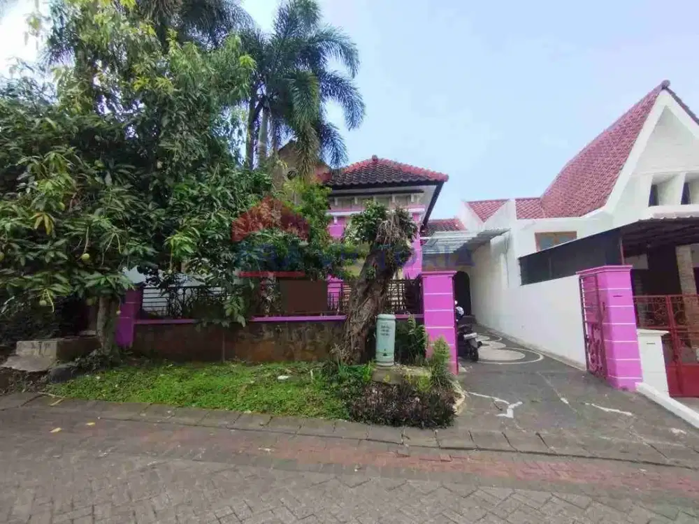 Rumah bagus di villa puncak tidar malang