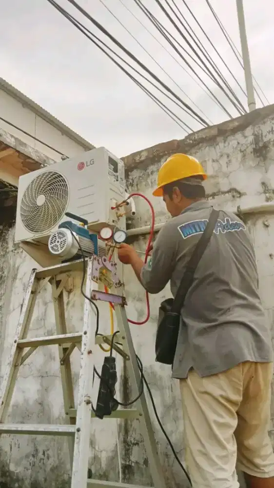 SERVICE AC KULKAS MESIN CUCI POMPA AIR BONGKAR PASANG AC