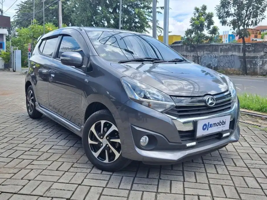 DP MURAH Daihatsu Ayla 1.2 R Bensin-MT 2019 Abu CERSB