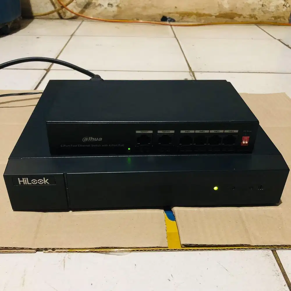 Paket Switch CCTV HiLook DVR 204G-M1 + Switch Dahua 6-Port + HDD 500GB