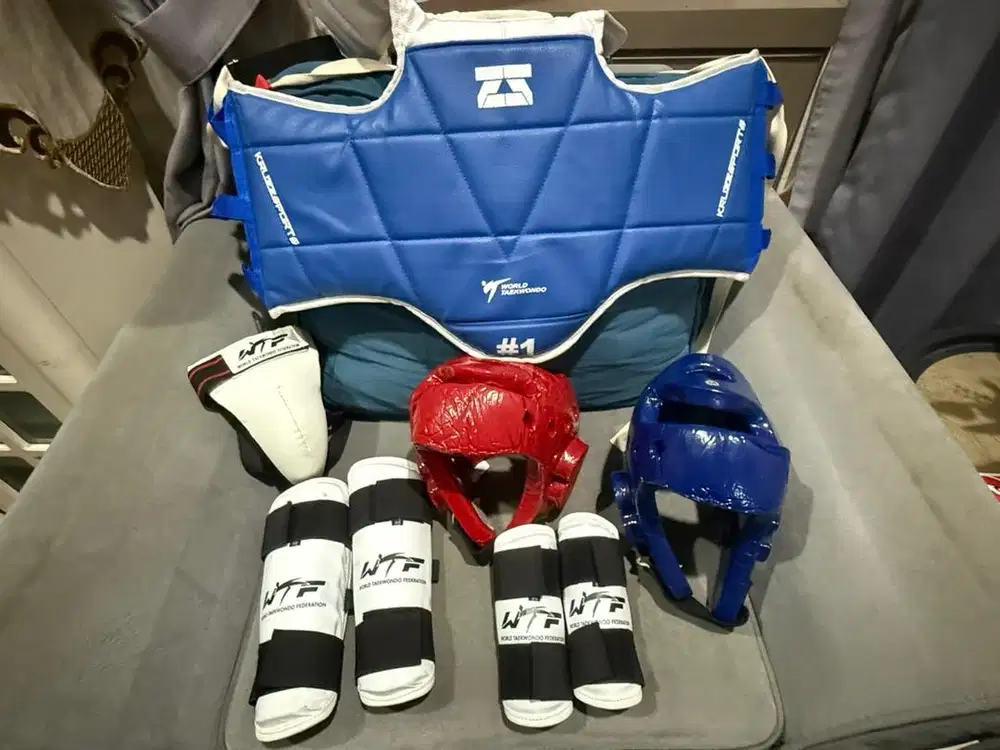 Peralatan taekwondo lengkap body protector head guard sinca full set