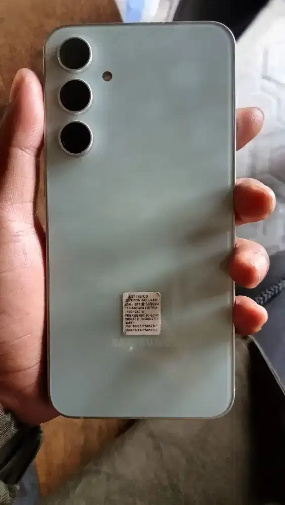 Samsung s23 fe 8/128