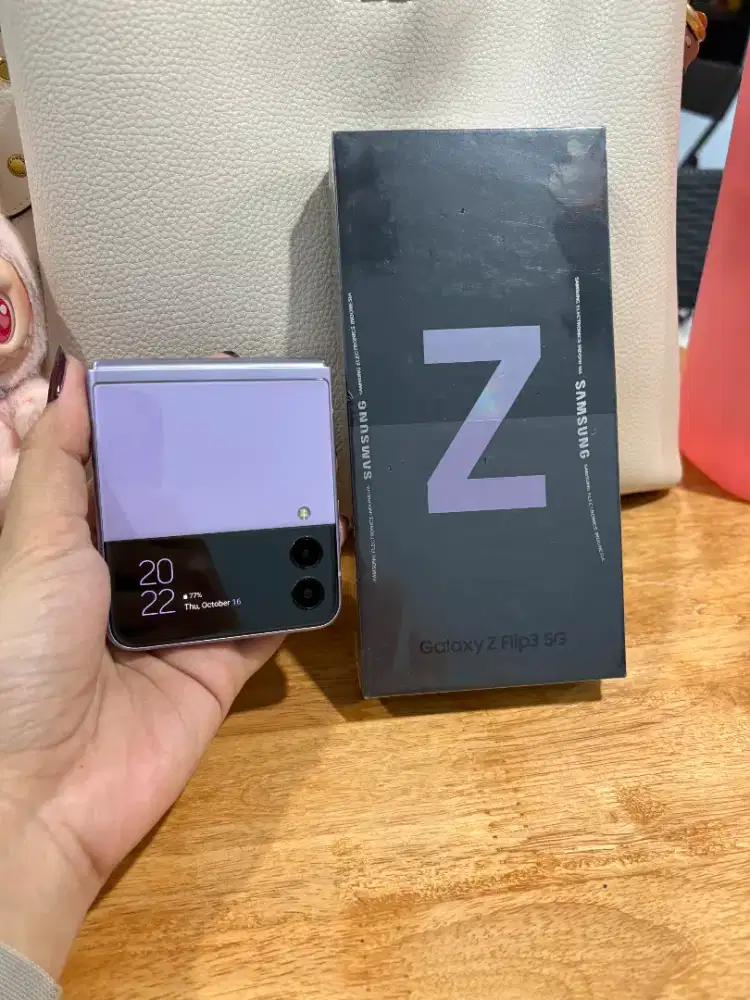 Samsung Z Flip 3 RAM 8/256GB SEIN