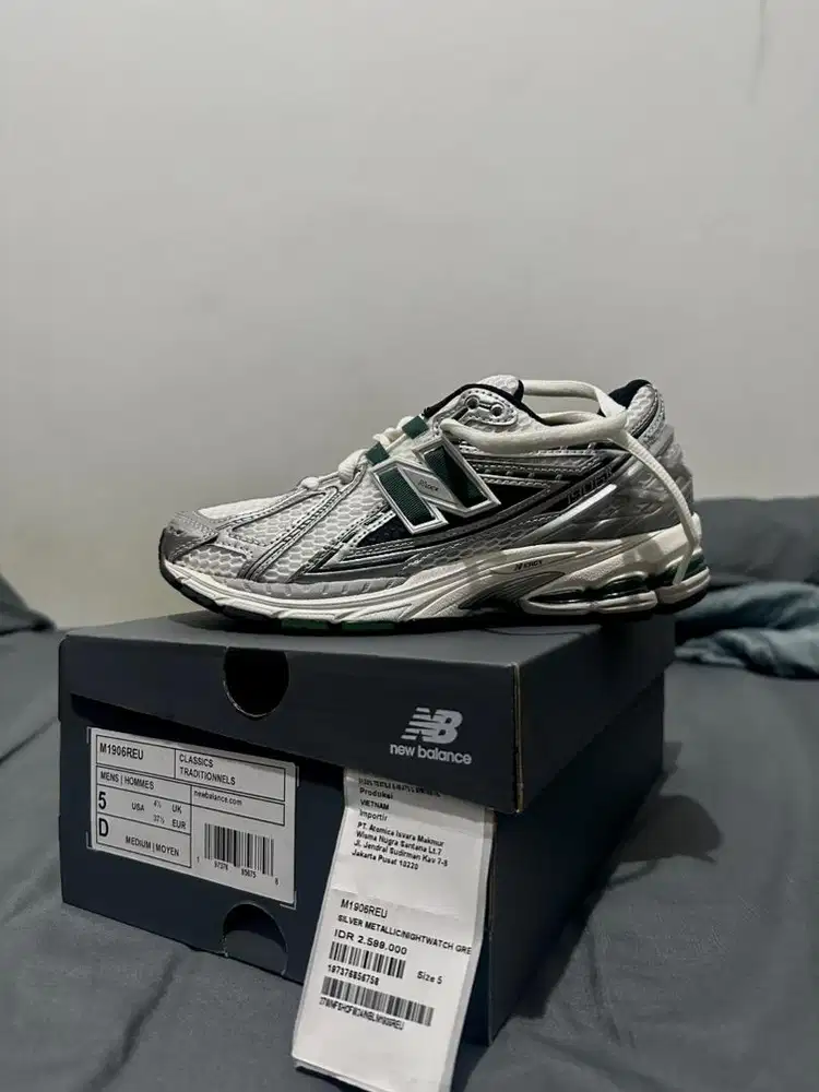Nb 1906REU NEW ANTI PASARAN