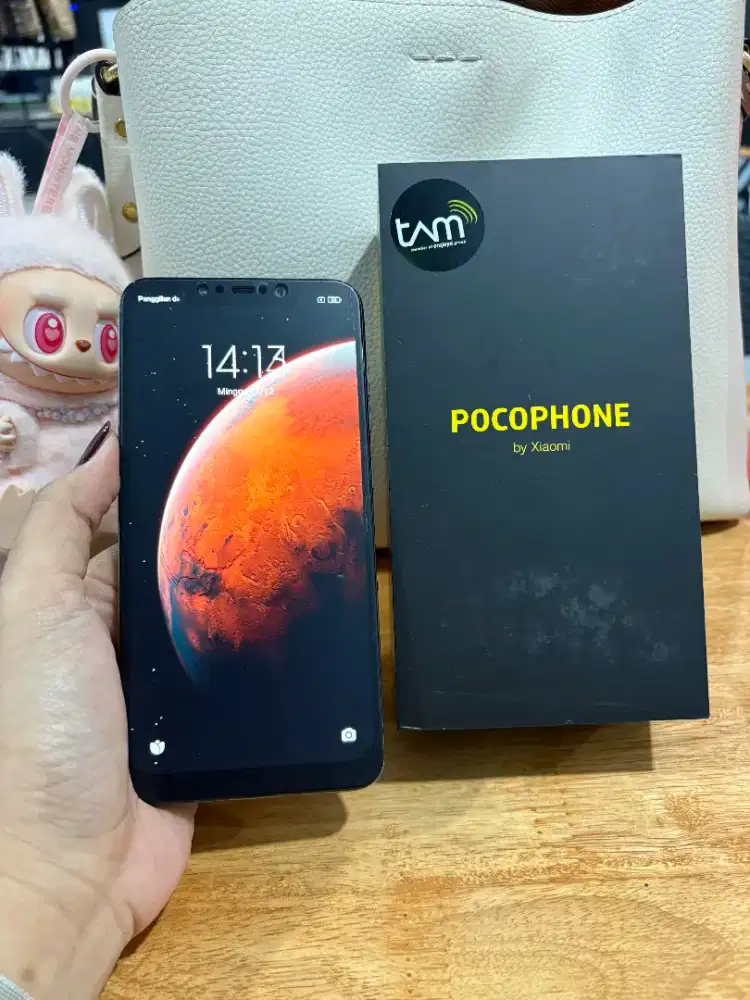 Xiaomi Poco F1 6/64