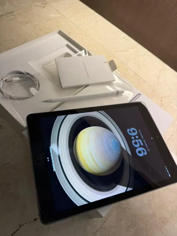 Apple iPad 6 Gen 32 GB Wifi Fullset