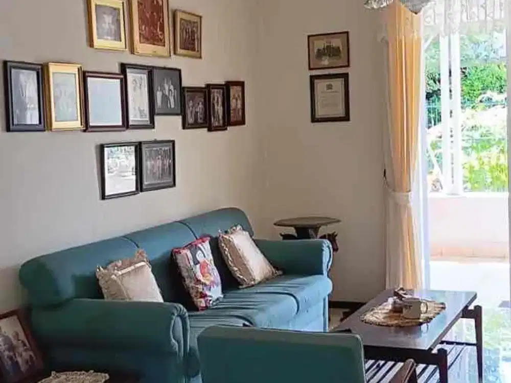 RUMAH BANGUNAN BELANJA JL. SEMANGKA MALANG