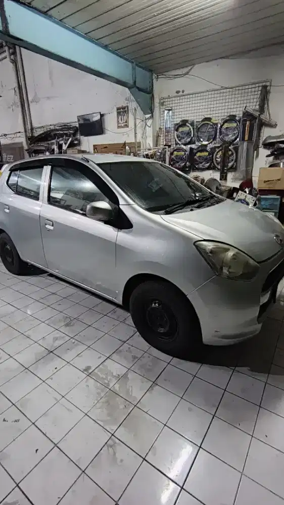 Daihatsu Ayla 2013 Tipe M 2013 Tangan pertama