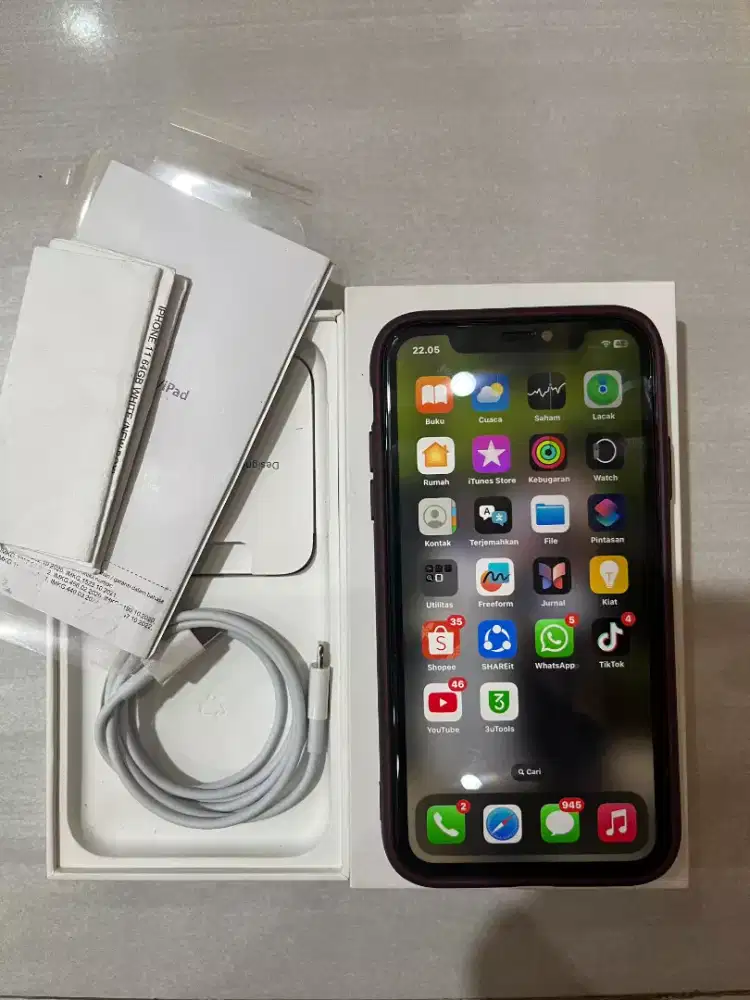 Iphone 11 64 BH 87 pemakaian pribadi