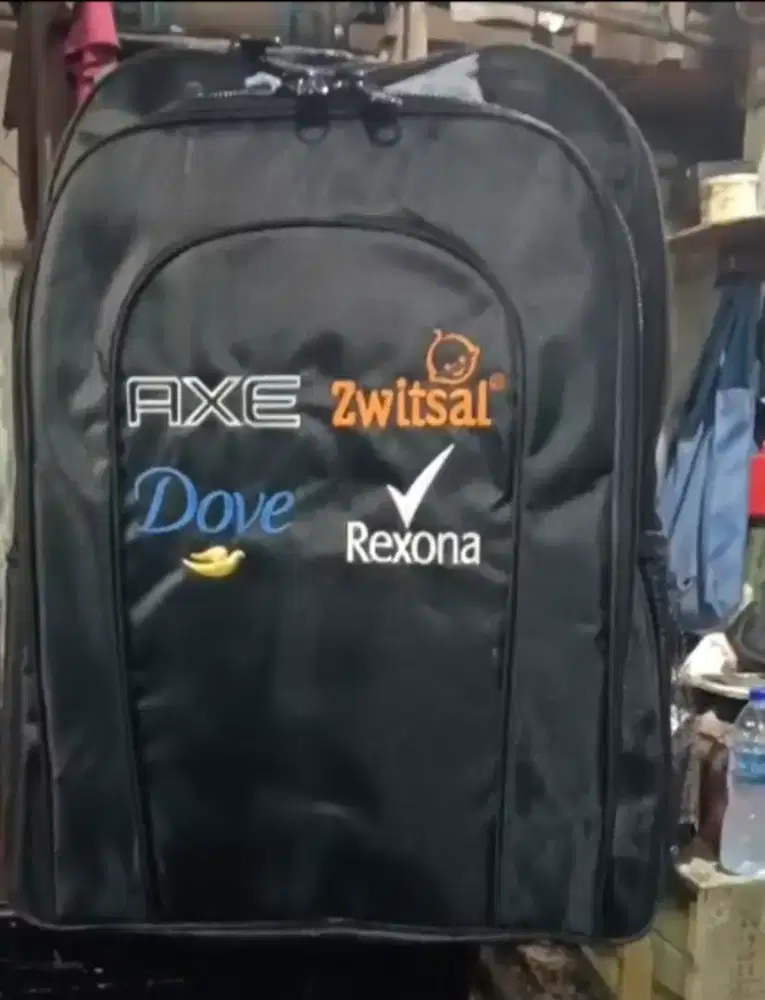 Tas ransel atau tas gemblok. ( Murah )